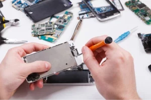 Tackling Motherboard Issues for Better Phone Repairs